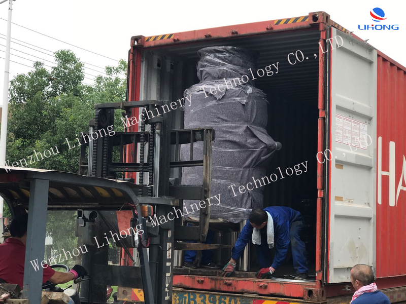 Container Loading Picture 9